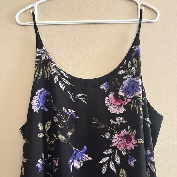 $9🎅🏼 Reitmans Black Floral Print Spaghetti Strap Double Lined Blouse - Picture 3 of 14